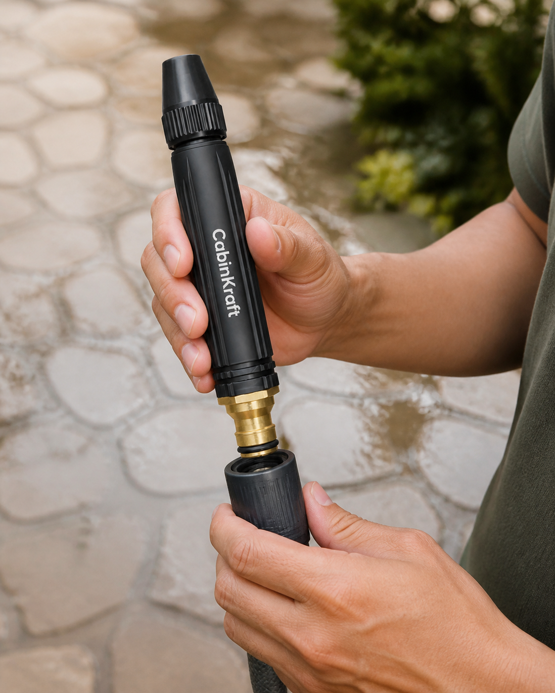 Connecting the CabinKraft spray nozzle to a compatible hose